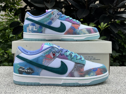 Nike x Futura Laboratories SB Dunk Low "Bleached Aqua"
